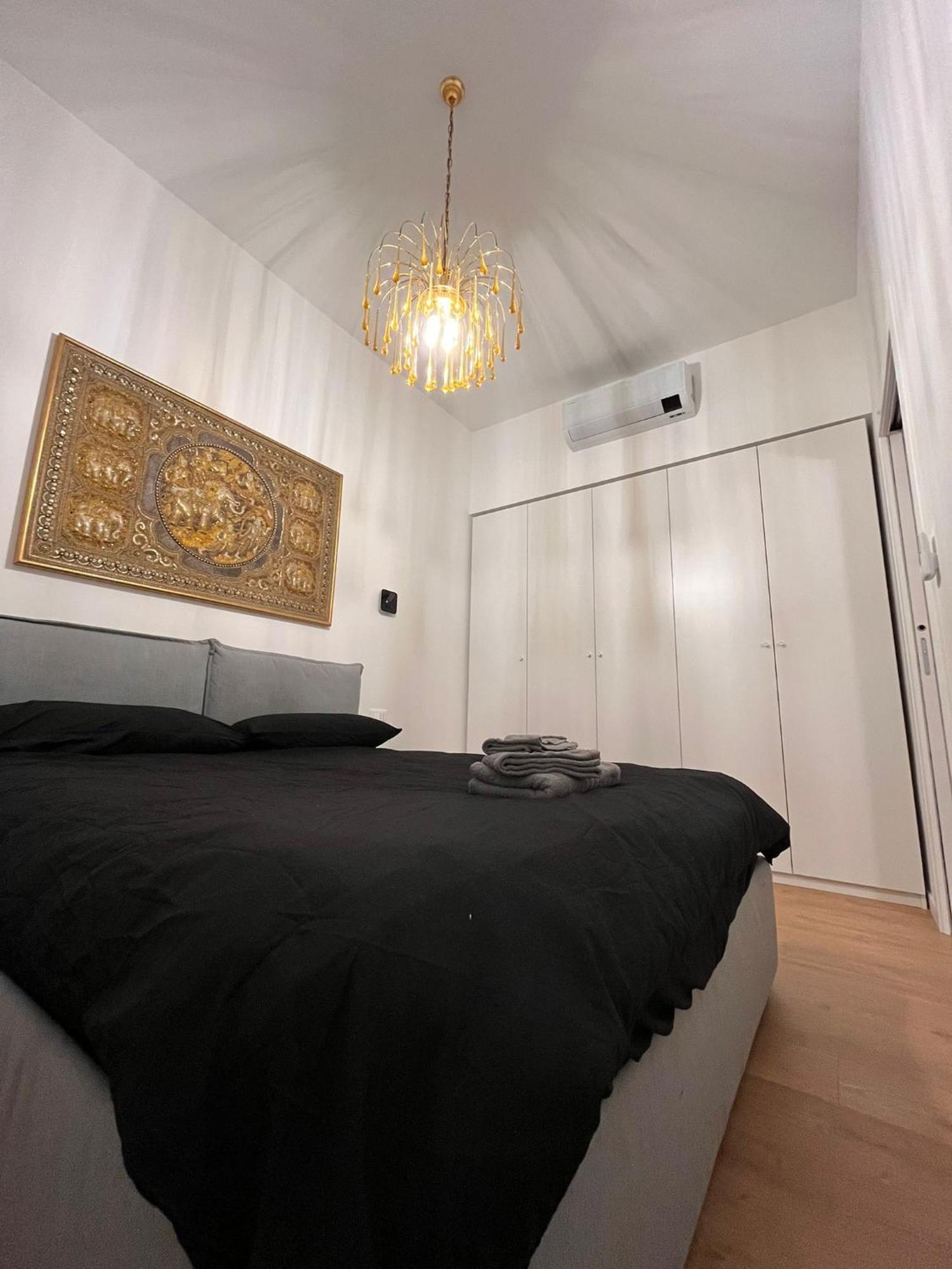Trieste Centrale Luxury Apartament In Stile Moderno Exterior foto